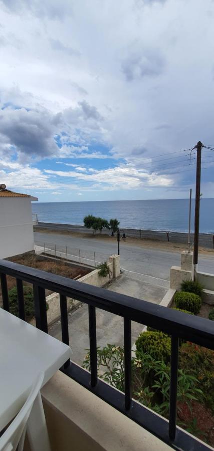Eirini Apts On The Beach Psari Forada Zewnętrze zdjęcie